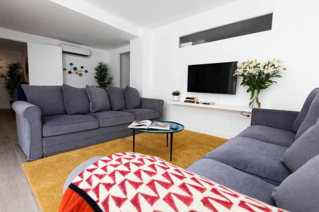 Isg Apartments Downtown Family Haven Free Parking Spot セビリア エクステリア 写真